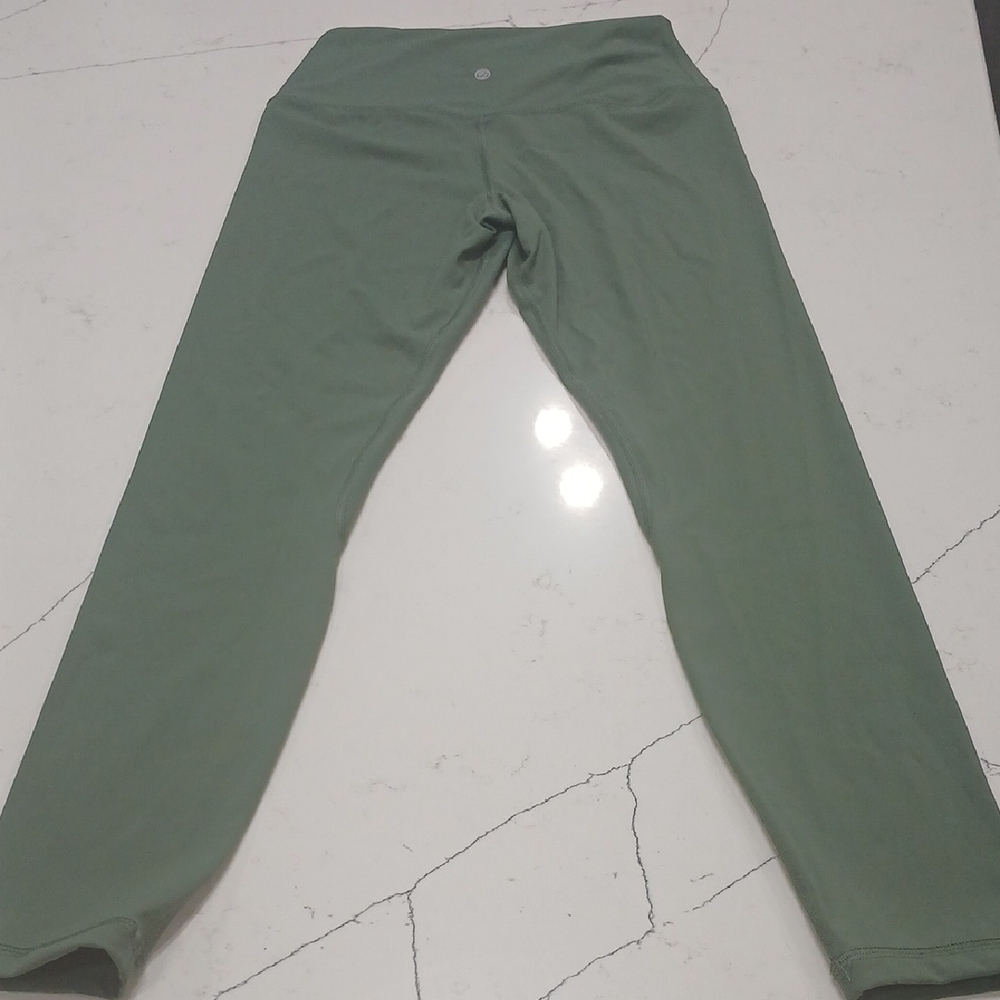 Green Activewear Set Gentle Used Sz Small - Picture 9 of 12